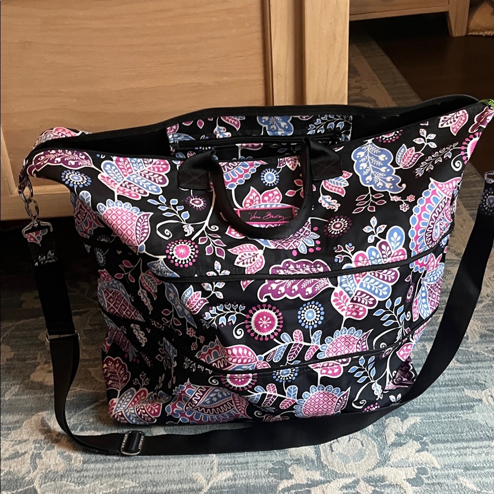Vera Bradley collapsible weekender bag